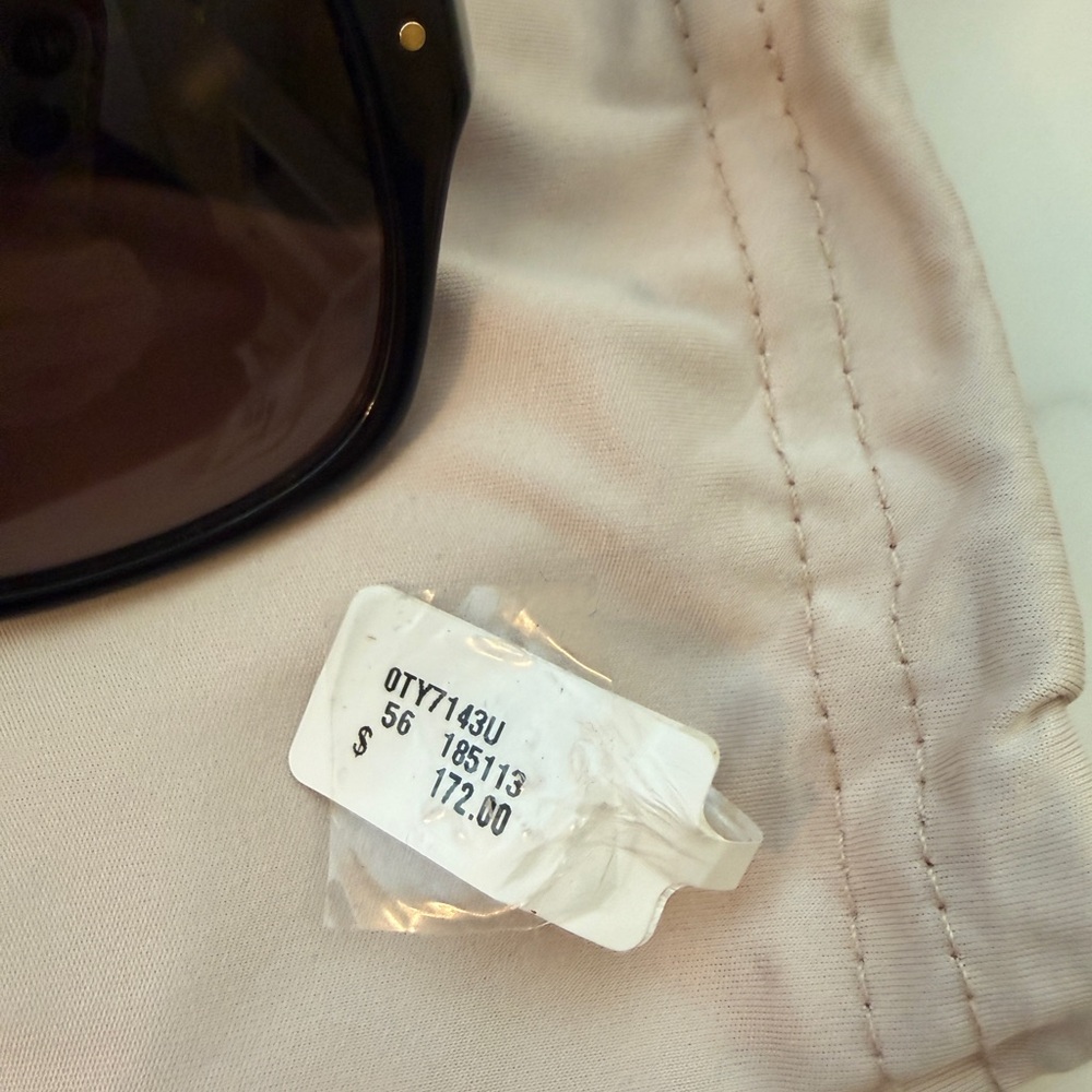 NWT, Tory Burch, Oversized, square logo sunglasses. Tortoise shell. - Picture 5 of 7
